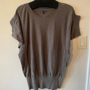 Women’s Gap Olive Green Light Knit Top  - Size L